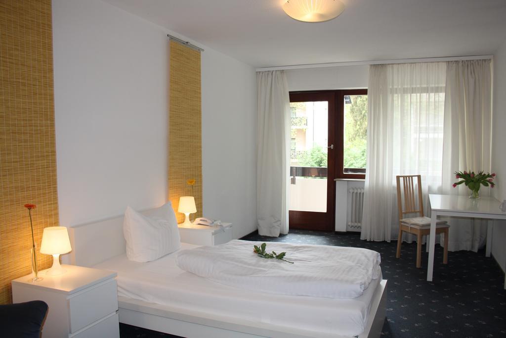 Sathya Ayurveda Hotel Bad Orb Bagian luar foto